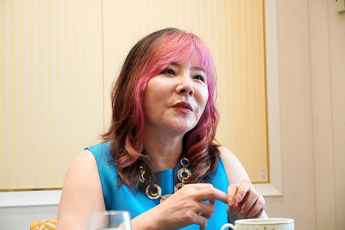 人工股関節の手術と詐欺被害を経てオンライン診断が生まれた経緯を語る芹澤央佳さん
