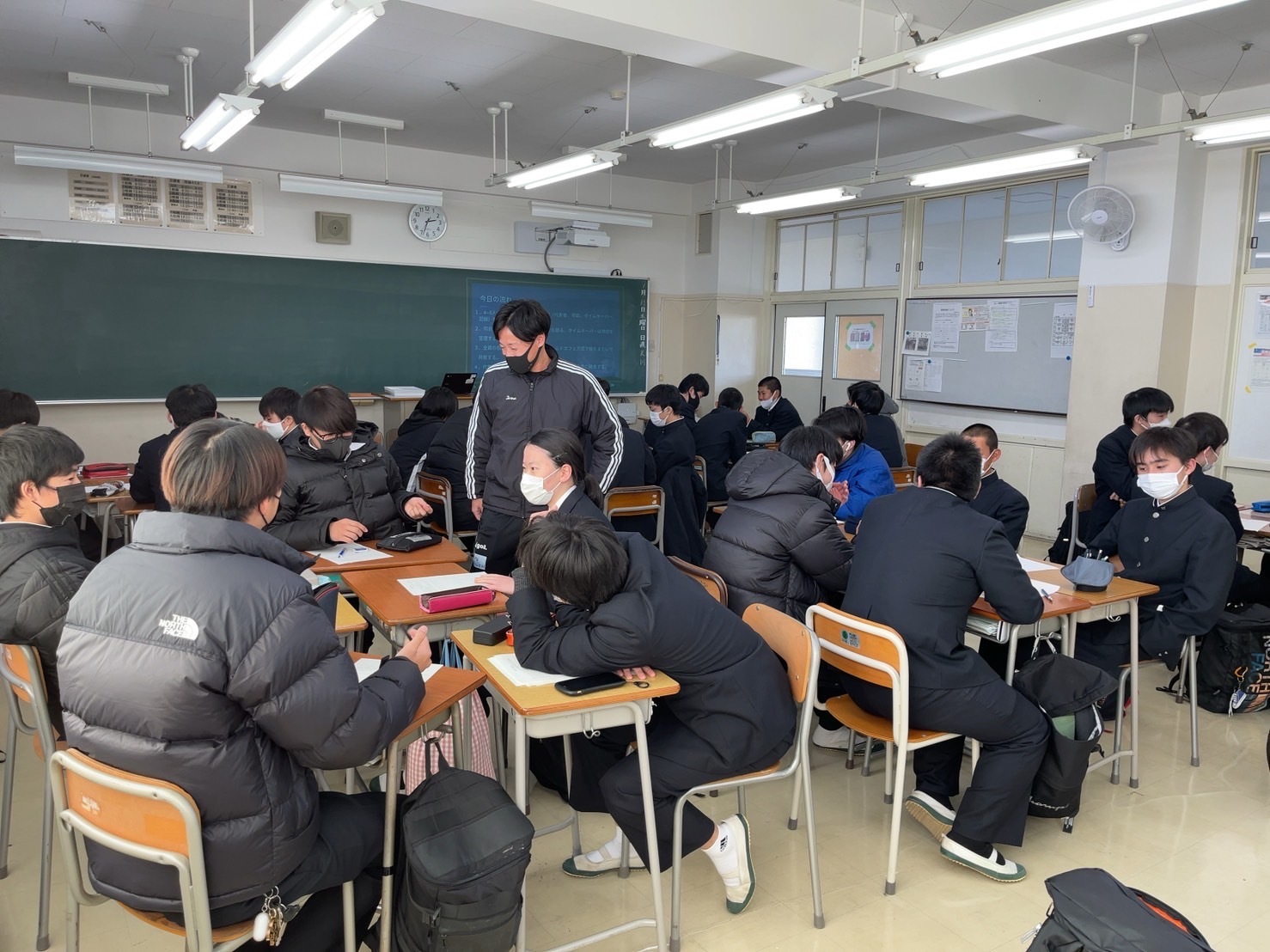 高校の物理教師だったころの加納優誉氏
